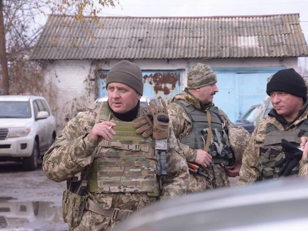Муженко: Хочеться сподіватися, що політики заважали операції не навмисне