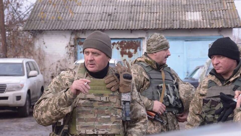 Муженко: Хочеться сподіватися, що політики заважали операції не навмисне