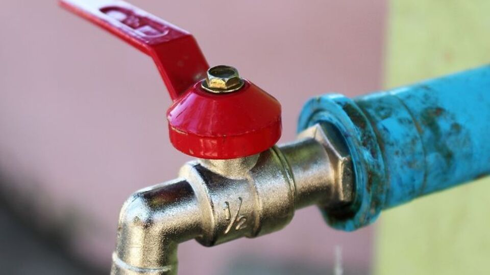 Золотое Луганской области подверглось обстрелу