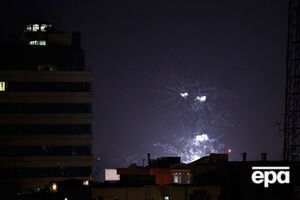 На перський Новий рік іранці за традицією запускають феєрверки