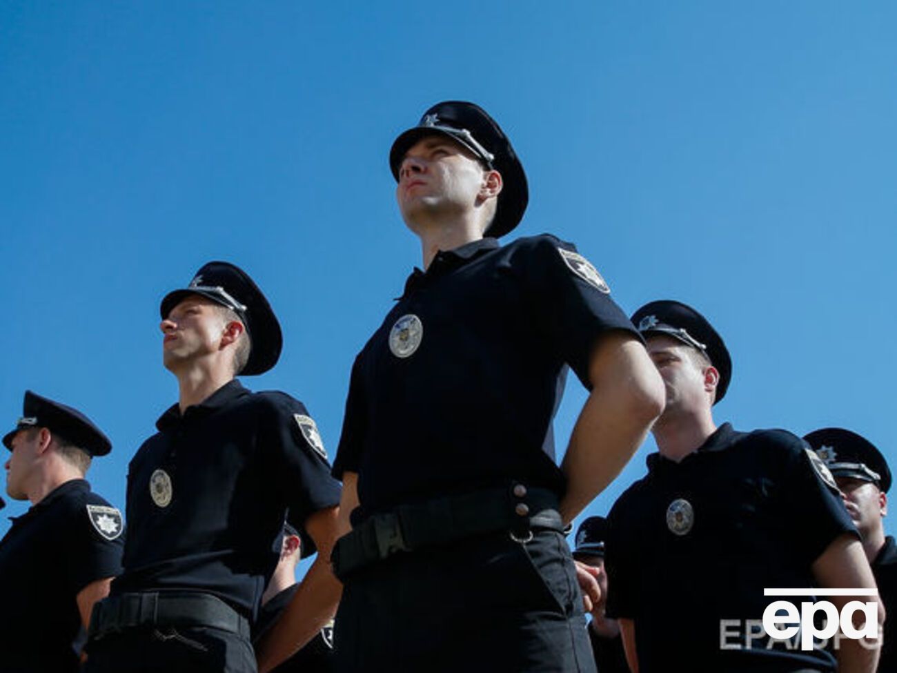 Из-за боевиков полиция Луганской области вынуждена нести службу в усиленном режиме