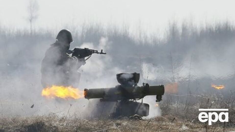 Близько 19 години бойовики розпочали обстріл позицій українських військових у районі Авдіївки