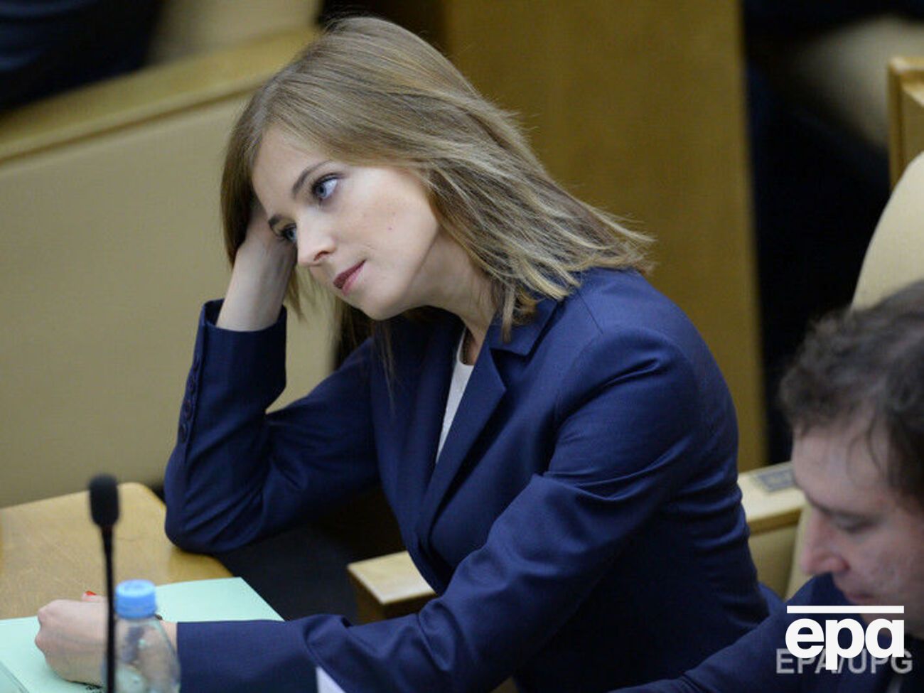 Поклонская "исполнила" одну из самых известных песен "Гражданской обороны"