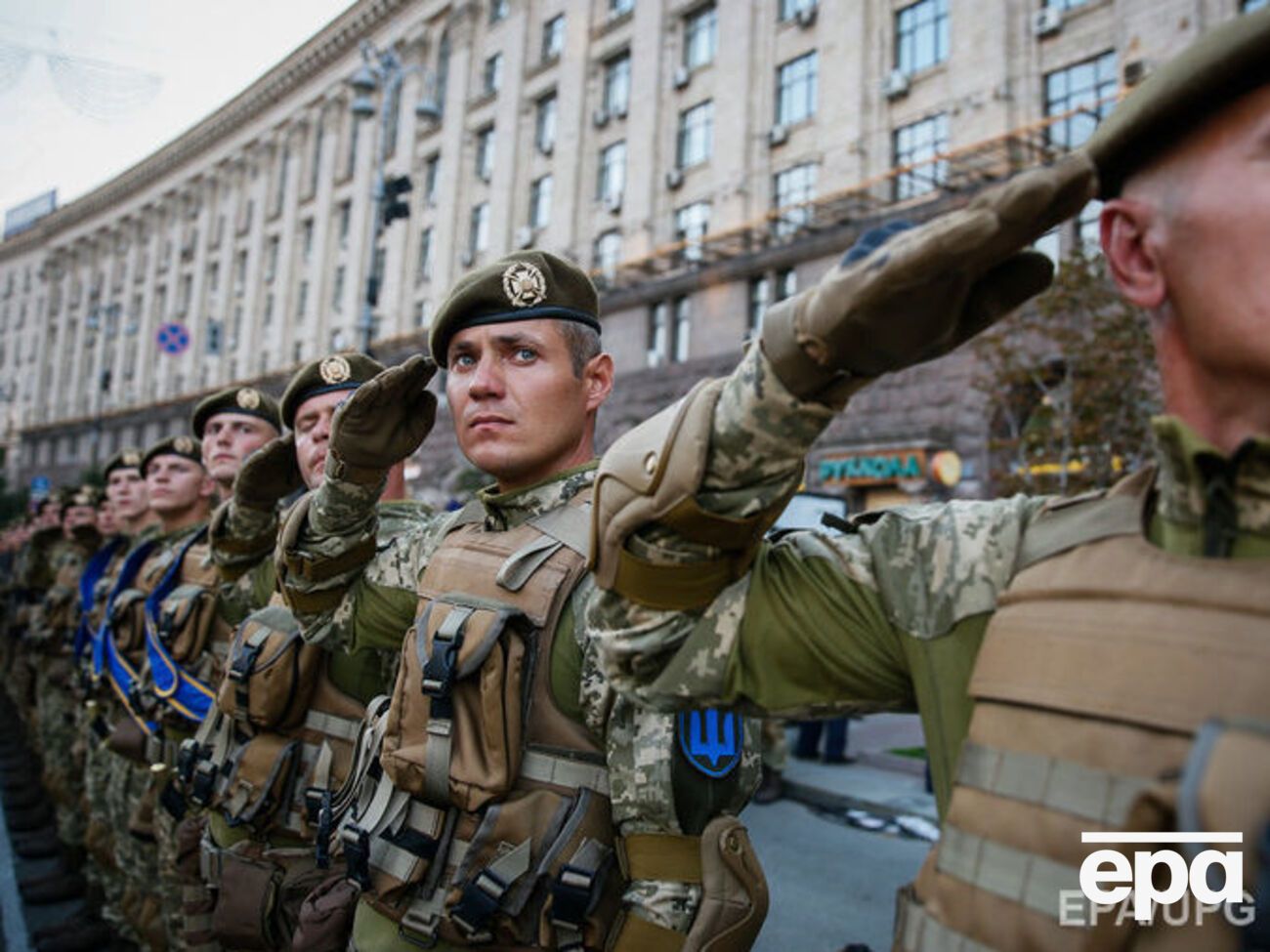 "Держава брудно, по-шулерськи грає! Маніпулює, а не виконує свої зобов'язання щодо соціального захисту військових пенсіонерів"