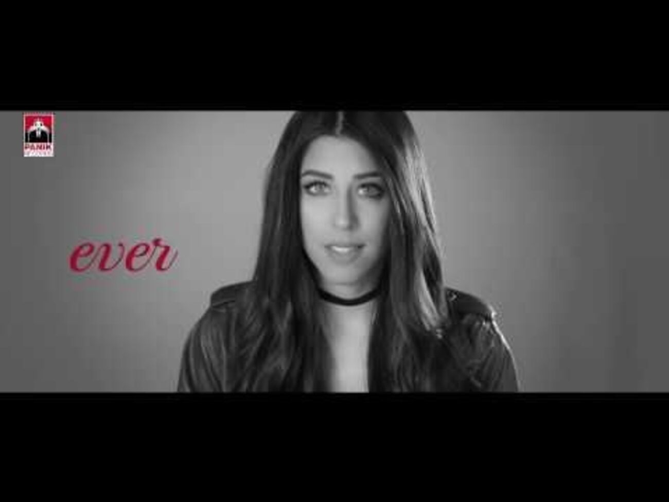 Греческая певица Demy сняла видео в Украине