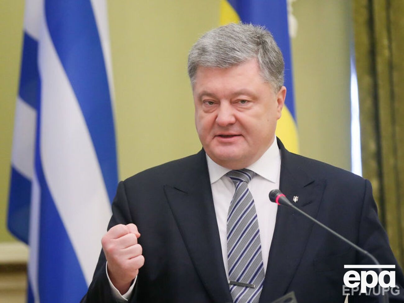 Порошенко запропонував внести зміни в законодавство про громадянство України