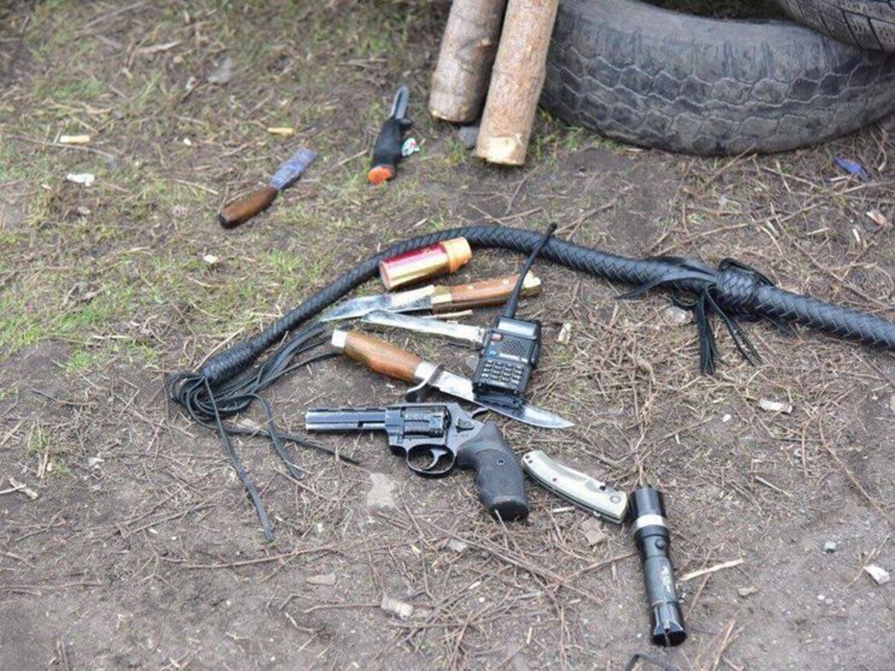 У поліції стверджують, що активісти були добре озброєні