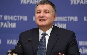 Аваков: Все живы, здоровы. Никаких разбитых голов