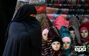 Согласно решению суда, запрет на ношение хиджаба, закрепленный внутренними правилами компании, не считается дискриминацией