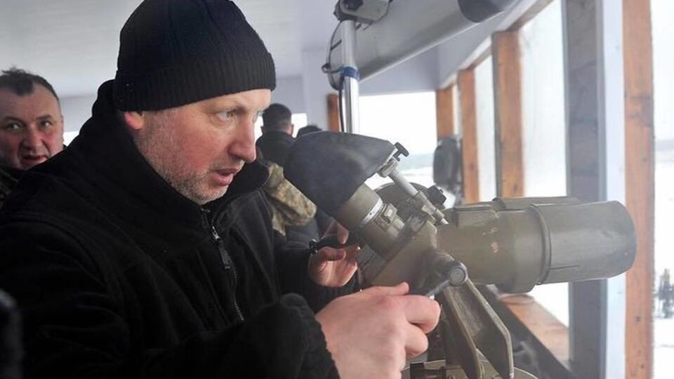 Турчинов: МВД и СБУ будут привлекать общественность, но не судимых, не провокаторов