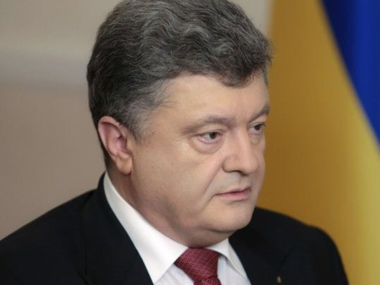 Порошенко заявил, что за два года ни разу не вмешивался в работу НАБУ и САП