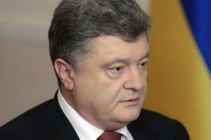 Порошенко заявил, что за два года ни разу не вмешивался в работу НАБУ и САП