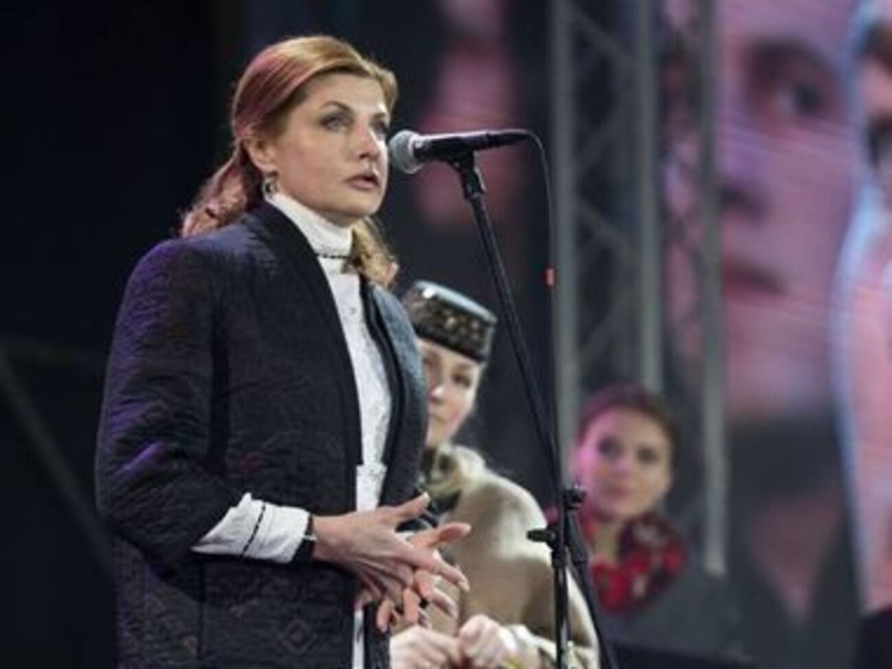 Марину Порошенко сфотографували перед касою в магазині