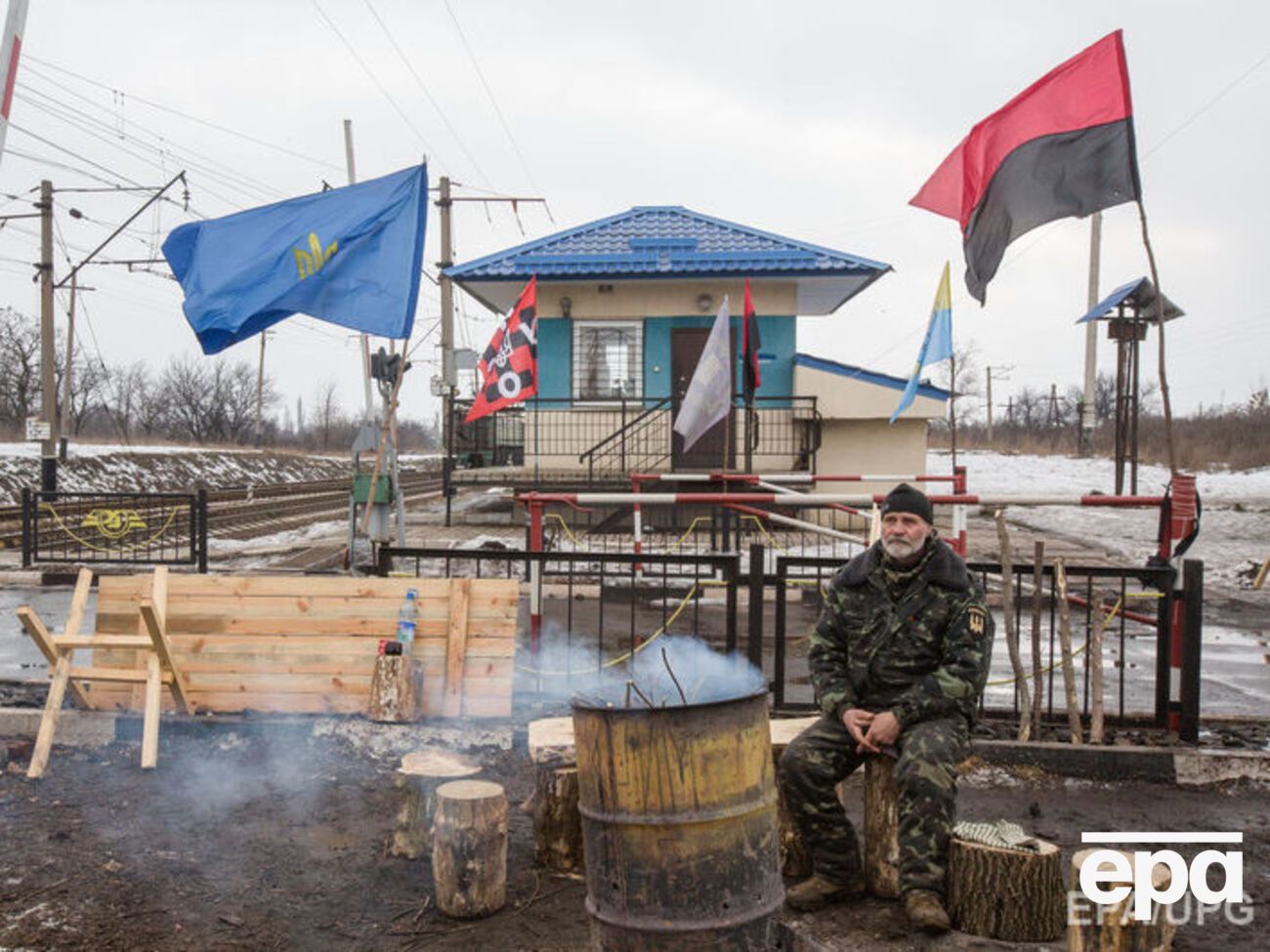 Франция призвала украинские власти прекратить блокаду Донбасса