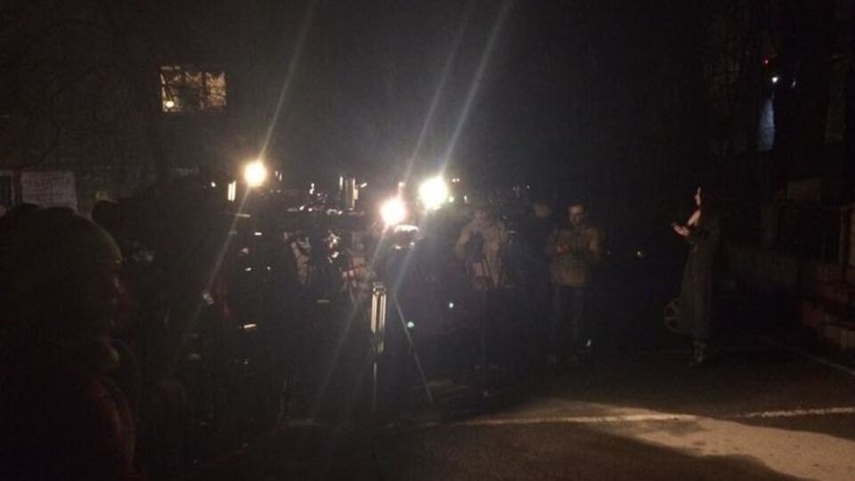 Журналисты у СИЗО ожидают освобождения Насирова