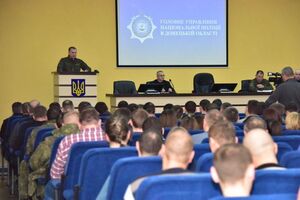 Поліцейські Донецької області збирають підписи під петицією про позбавлення Парасюка недоторканності