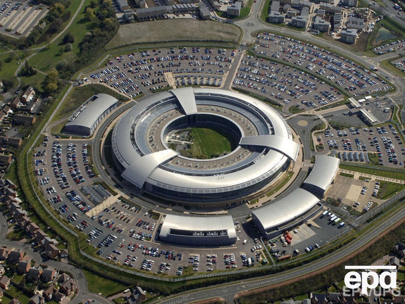 Штаб-квартира британского центра правительственной связи (GCHQ)