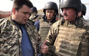 13 марта Жан Ассельборн посетил прифронтовую зону на Донбассе вместе с министром иностранных дел Украины Павлом Климкиным