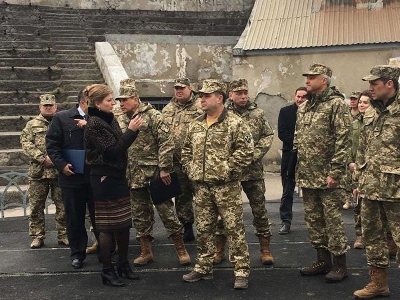 Полторак:&nbsp;Сегодня на месте решал вопросы по обустройству инфраструктуры