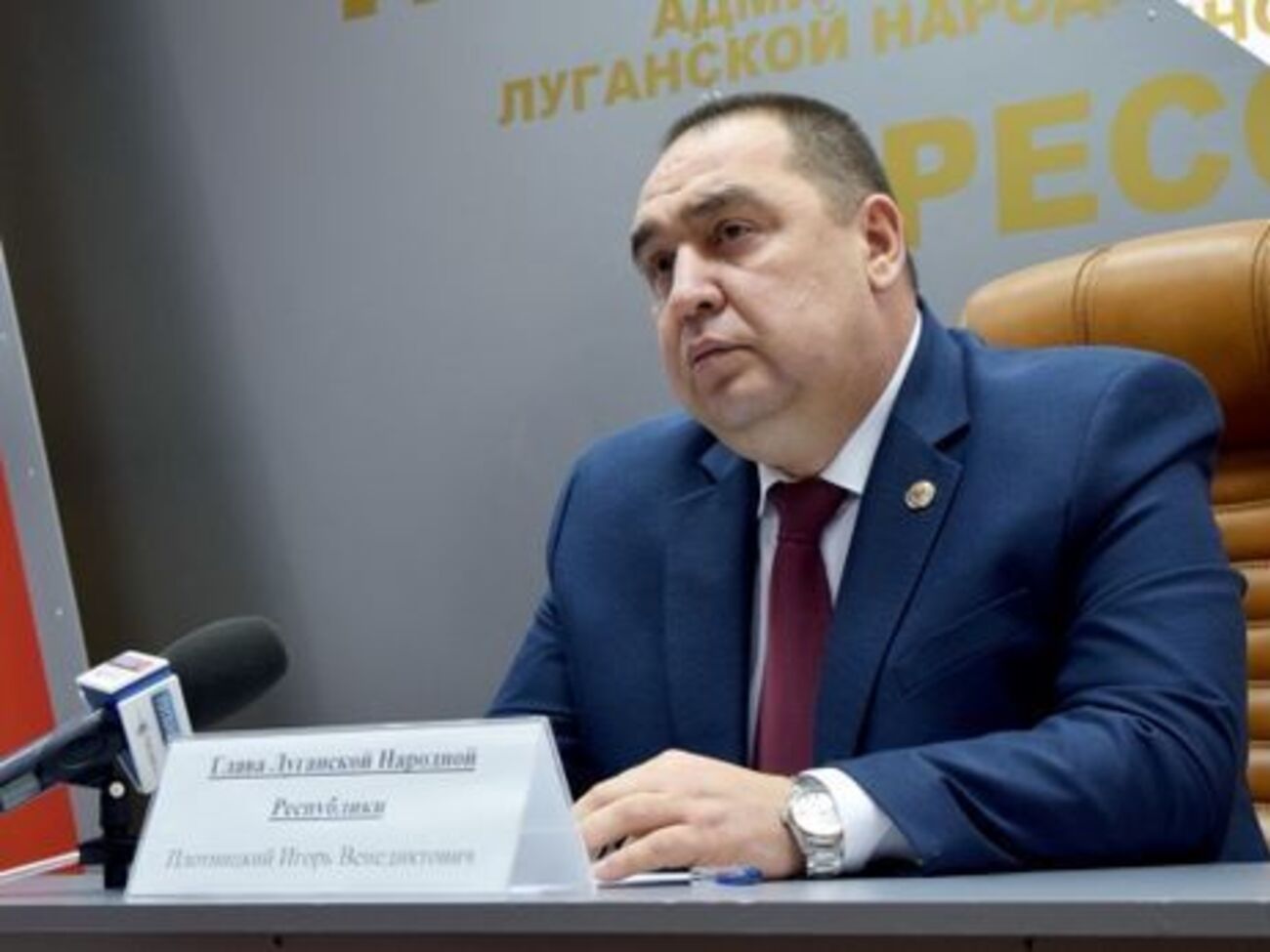 Плотницкий заявил, что расценивает транспортную блокаду со стороны Украины как "фактическое признание независимости самопровозглашенных республик"