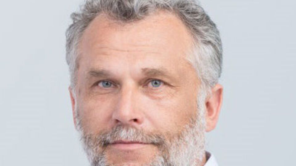 Чалый: Люди, которые в этом бизнесе, начали играть активно на той стороне