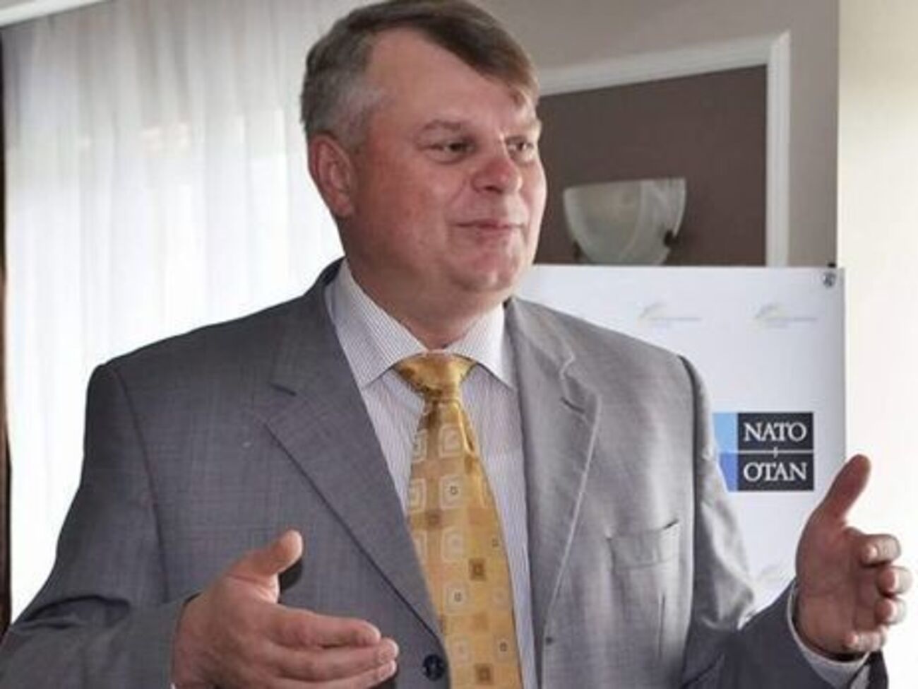 Трюхан: В&nbsp;первую очередь выгоду от блокады Донбасса получает именно Россия