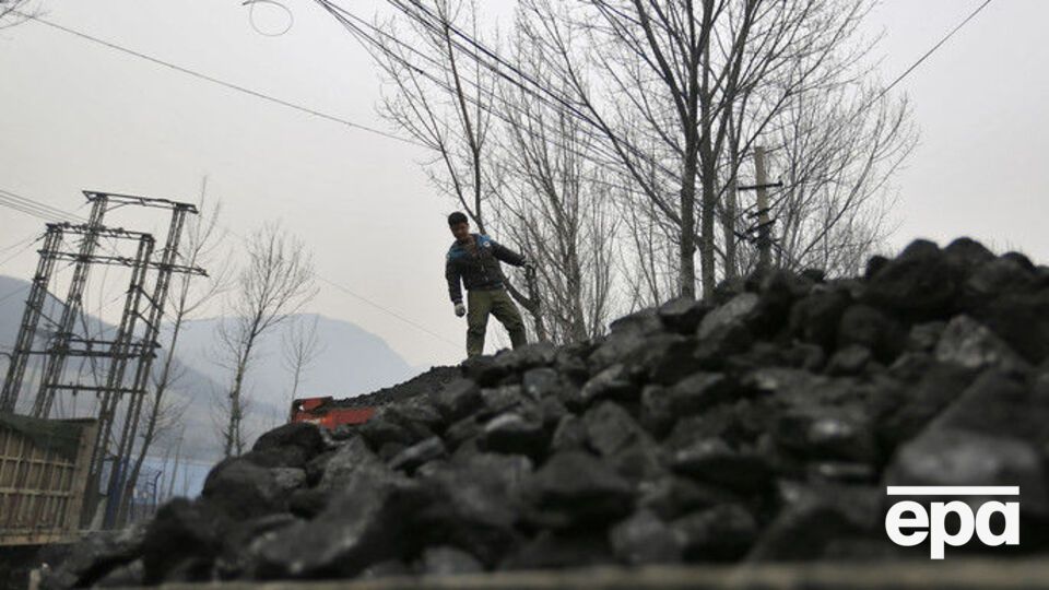 Шістьох гірників із травмами підняли на поверхню.