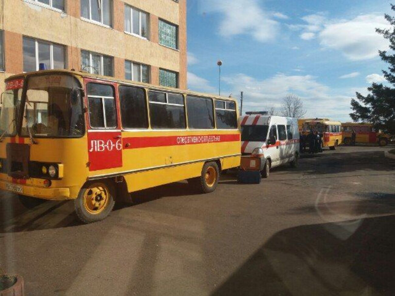 После взрыва на шахте "Степная" госпитализировали 14 горняков