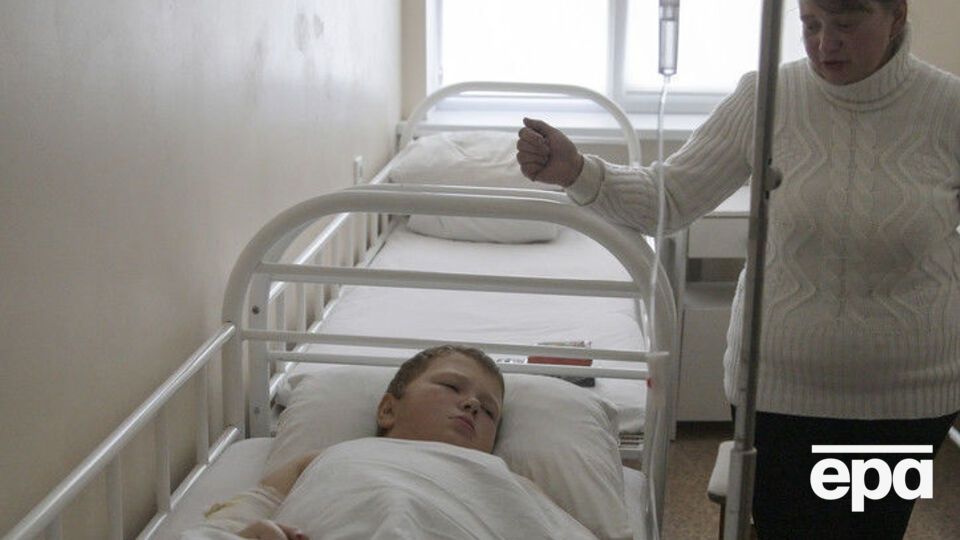 Дітей госпіталізували 28 лютого