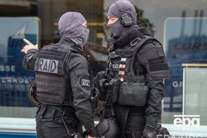 18 марта 39-летний мужчина напал на правоохранителей в парижском аэропорту Орли