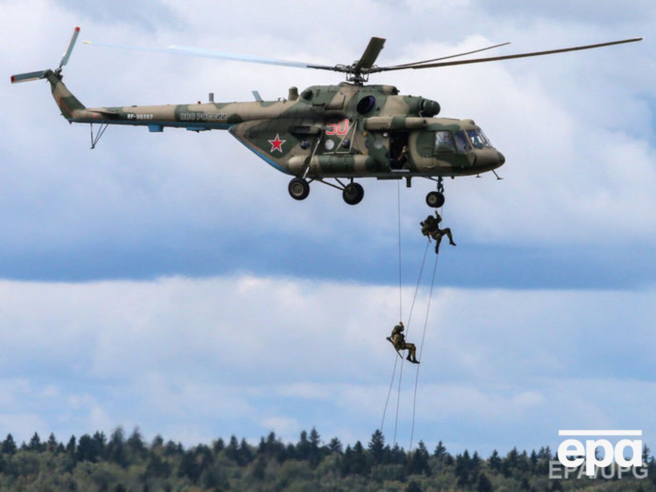 Военные учения в аннексированном Крыму проходят на полигоне "Опук"