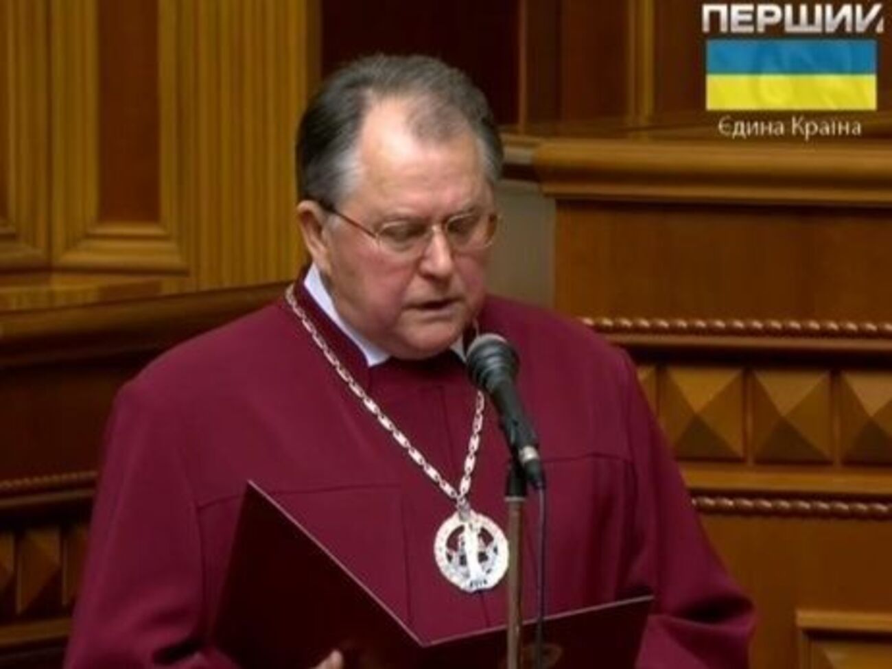 Баулин продолжает возглавлять Конституционный Суд