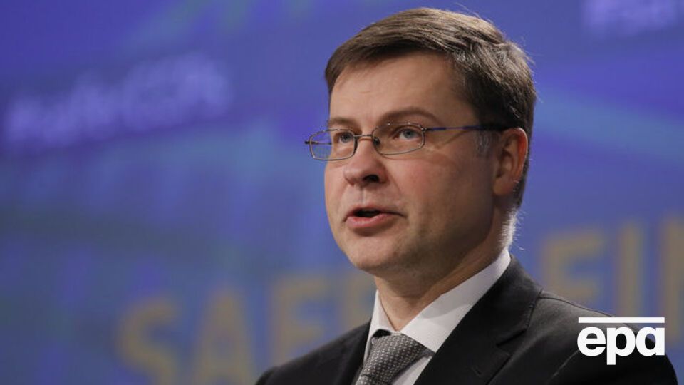 Еврокомиссар Домбровскис призвал Украину вернуться к вопросу отмены моратория на экспорт необработанной древесины