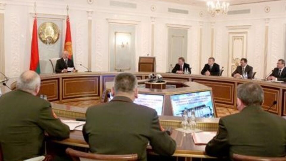 Лукашенко заявив, що навчання матимуть "виключно оборонний характер"