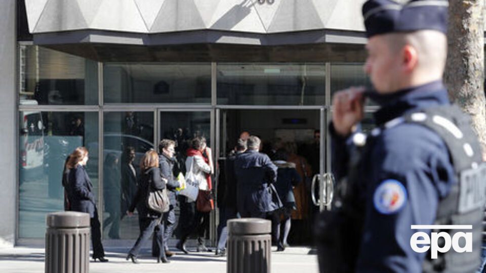 Фінансові інститути в Парижі та Берліні протягом двох днів отримали листи з вибухівкою