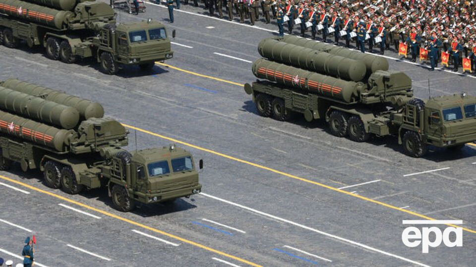 С-400 "Тріумф" на репетиції Параду Перемоги в Москві у 2015 році