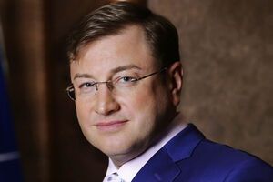 Год назад Михальченко задержали по подозрению в контрабанде алкоголя
