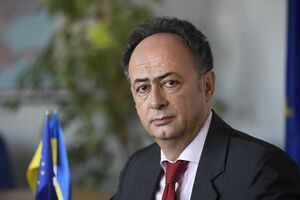 Посол ЕС: Ни одна другая страна не имеет так много активов и вызовов одновременно
