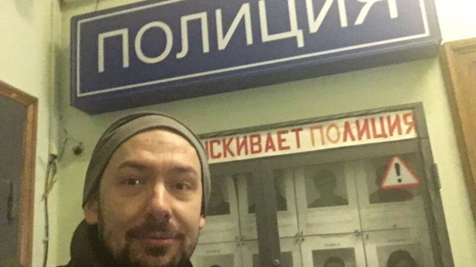 Цимбалюка московская полиция задержала в процессе съемки интервью
