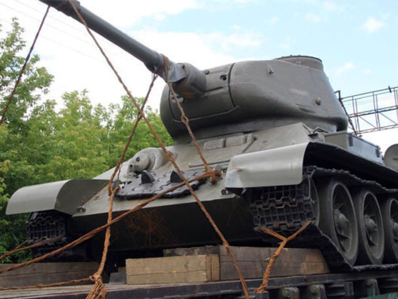 Танк Т-34 обнаружили пограничники