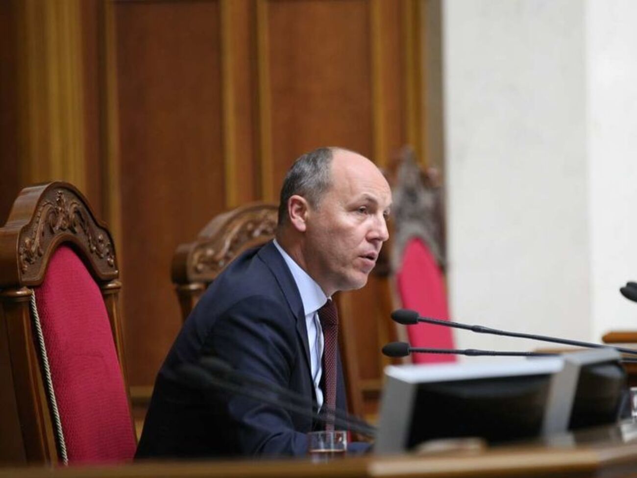 Парубий поручил комитету срочно изучить законопроект