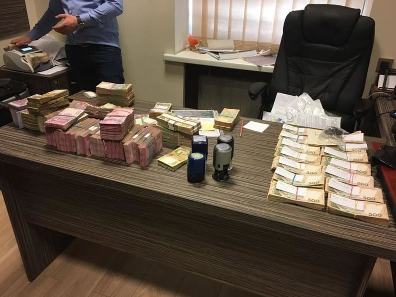 СБУ спільно з Генпрокуратурою провела обшуки в "Київавтодорі"