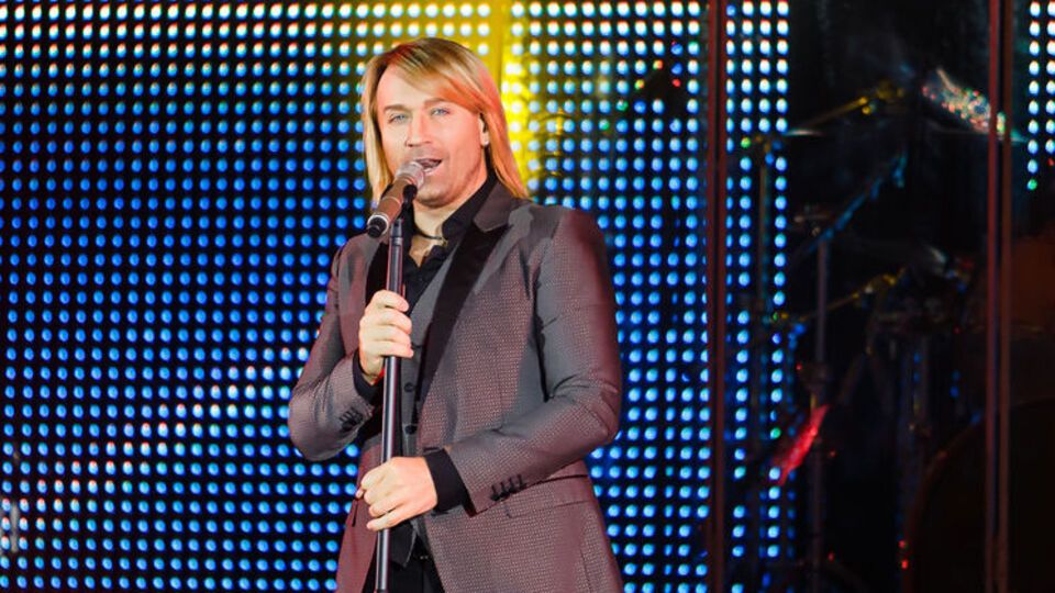 Кулон Винника его поклонница после концерта случайно обнаружила в своей сумке