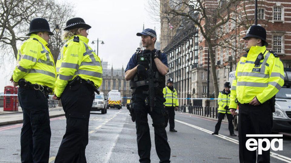 23 марта британская полиция задержала семерых подозреваемых в причастности к теракту