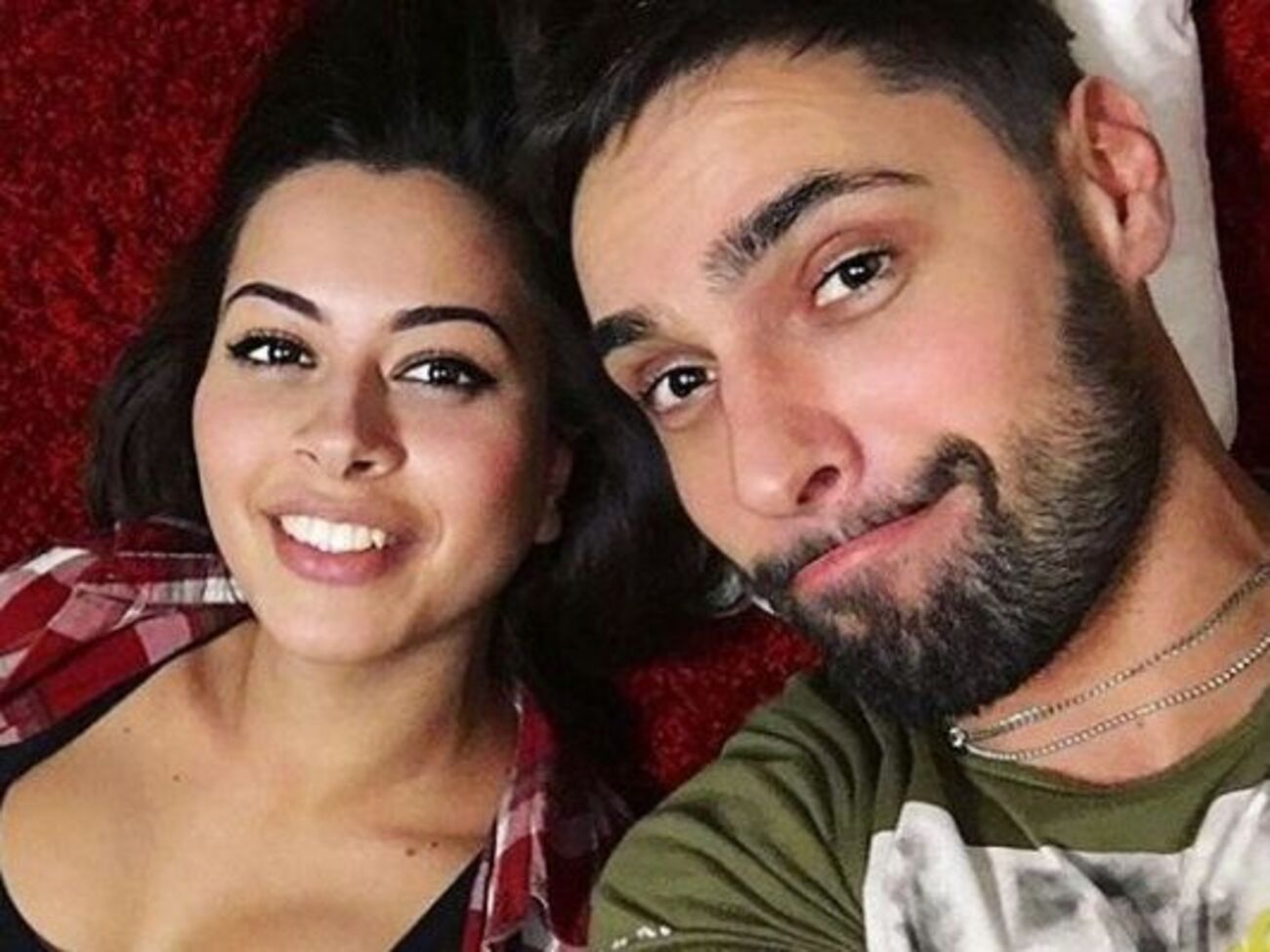 Рамина:&nbsp;Одна давняя поклонница Виталия очень сильно в него влюблена и винит меня в том, что все вокруг не дают ей быть вместе с ним, в том числе и я