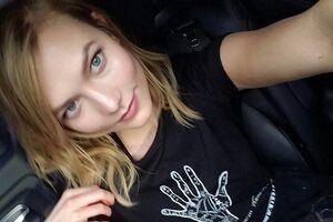 Фото Клосс разместили на обложке австралийского Vogue