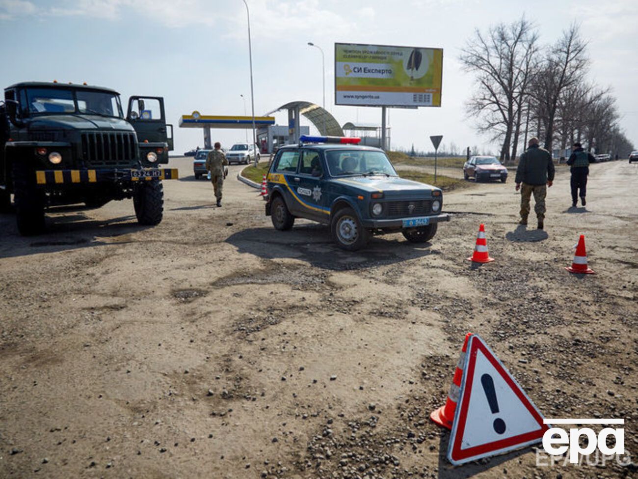 Полиция контролирует въезды и выезды из города