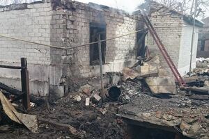 В результате взрывов на складе в Балаклее пострадали дома жителей города и соседних сел. Фоторепортаж