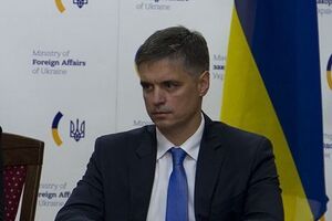 Україну представляє Пристайко