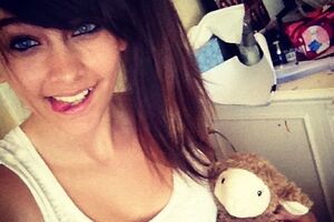 Фото Пэрис Джексон разместили на обложке Haprer's Bazaar